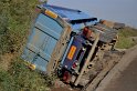 LKW umgestuerzt Koeln Bickendorf Freimersdorferstr P02